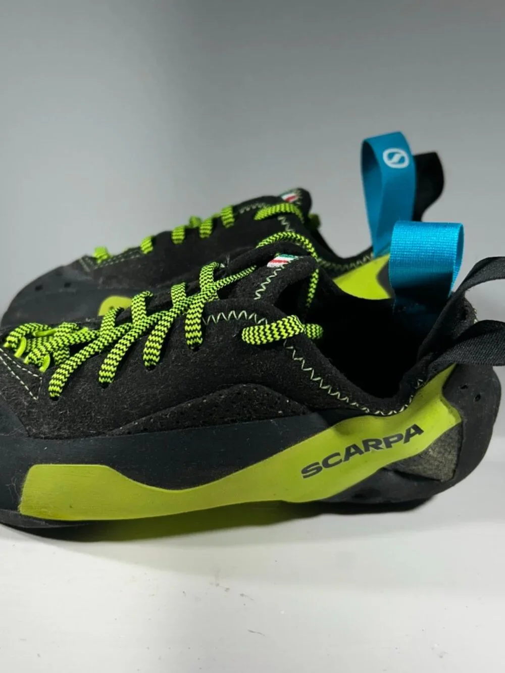 Scarpa Mago Womens Rock Climbing Shoes Size 6.5 EU 37.5 Black Green Lace - ITALY